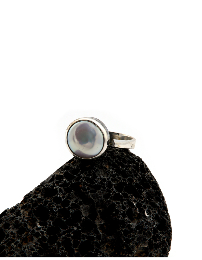 Spiral Women’s Pearl Silver Ring