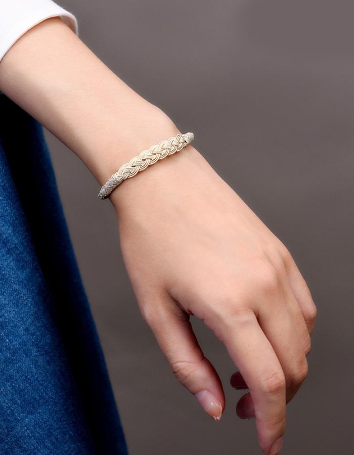 Kazaziye Medium Knitted Silver Bracelet